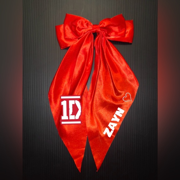 One Direction Hair Bow - Picture 5 of 7